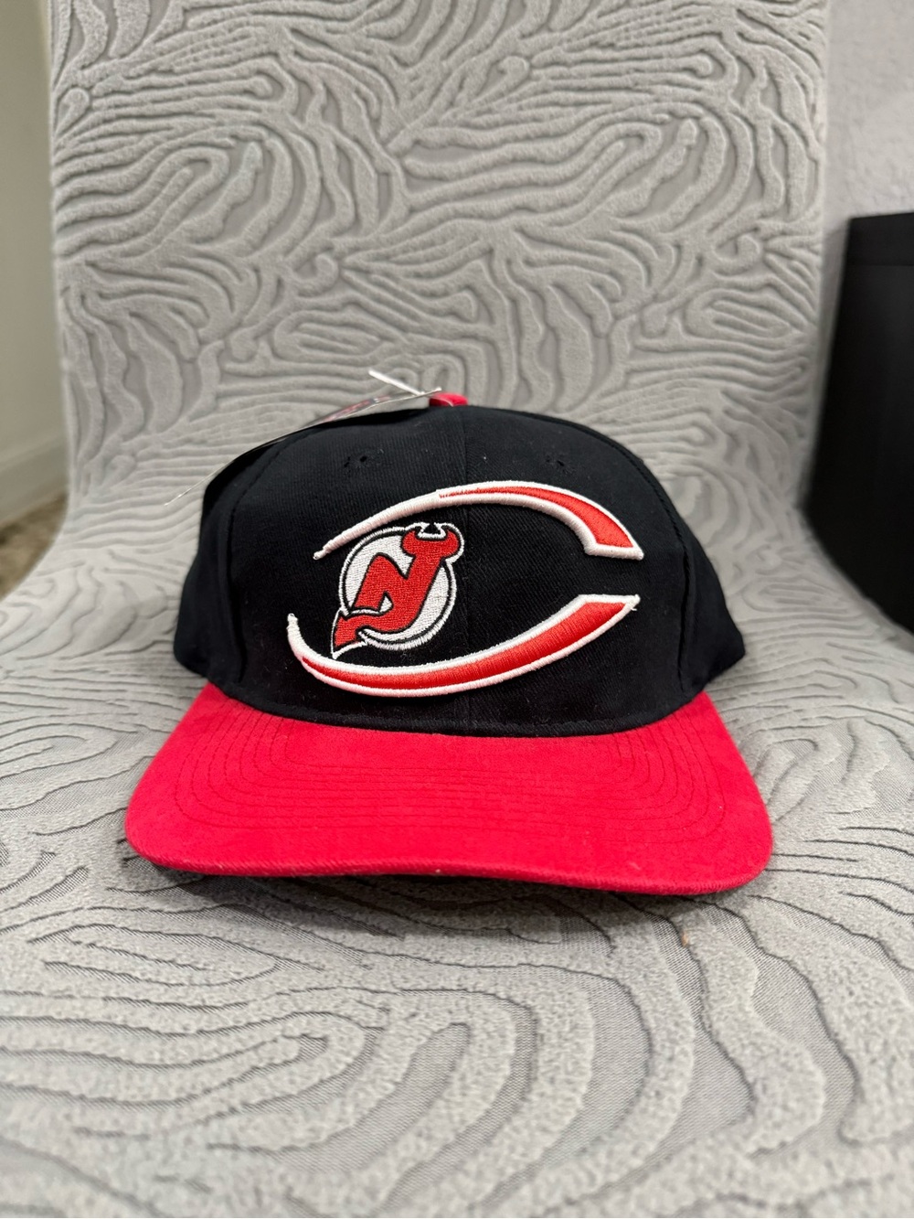 Vintage New Jersey Devils Black & Red Adjustable Hat - NHL Logo